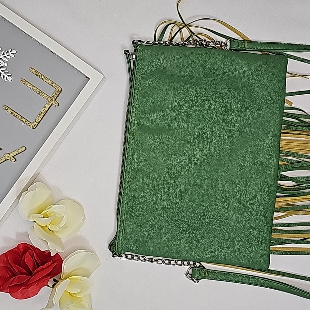 Bongo Fringe Crossbody Bag - Picture 3 of 4